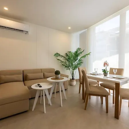 Escapada De Ensueno Frente Al Mar: Apartamento De Lujo En Cartagena