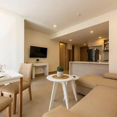 Apartamento Escapada De Ensueno Frente Al Mar: Apartamento De Lujo En