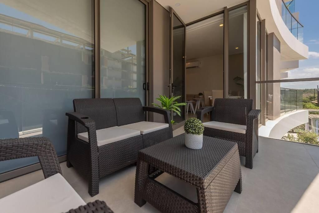 Escapada De Ensueno Frente Al Mar: Apartamento De Lujo En *