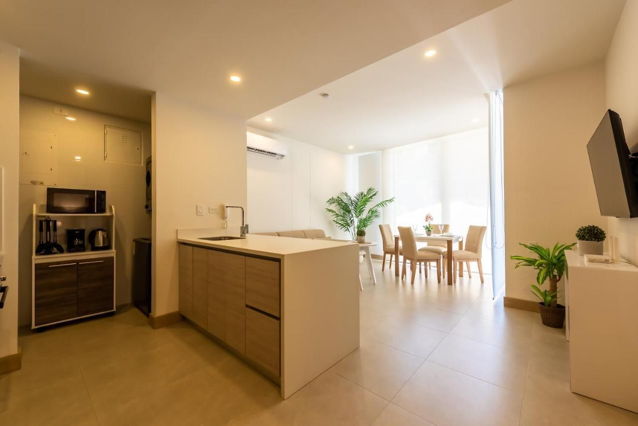 Escapada De Ensueno Frente Al Mar: Apartamento De Lujo En * Cartagena
